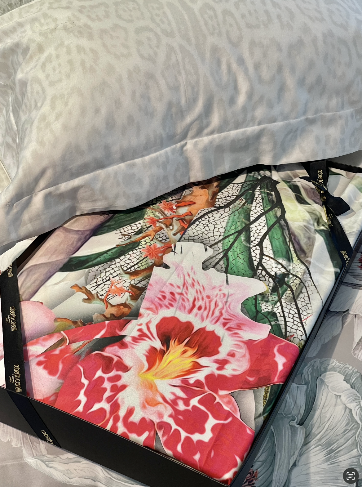 Постельное белье двуспальное Андерси (Undersea), бренд: Роберто Кавалли (Roberto Cavalli)