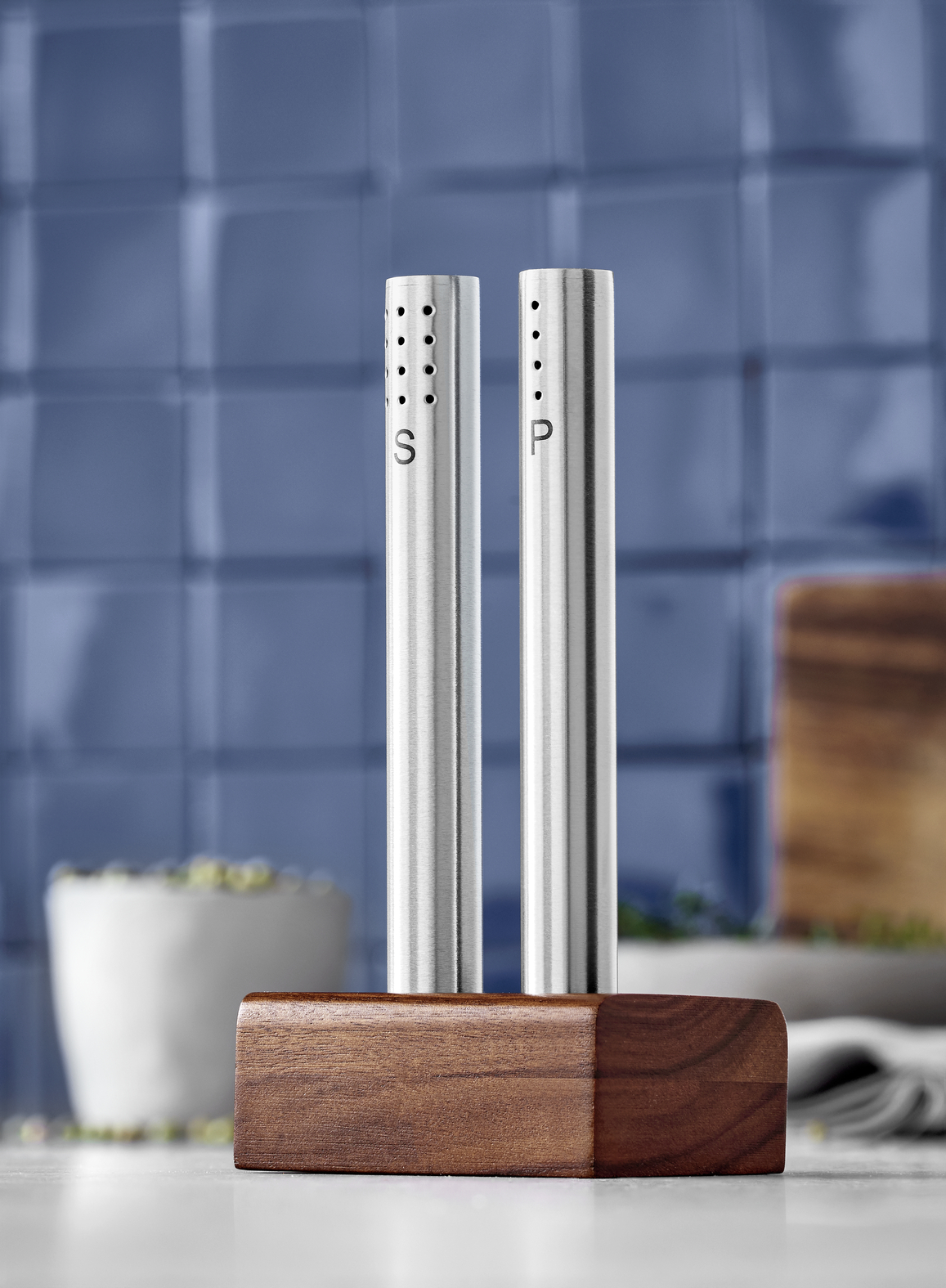 WMF Набор солонка и перечница на деревянной подставке