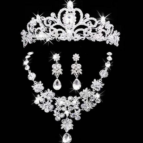 Набор (ожерелье, диадема, серьги)