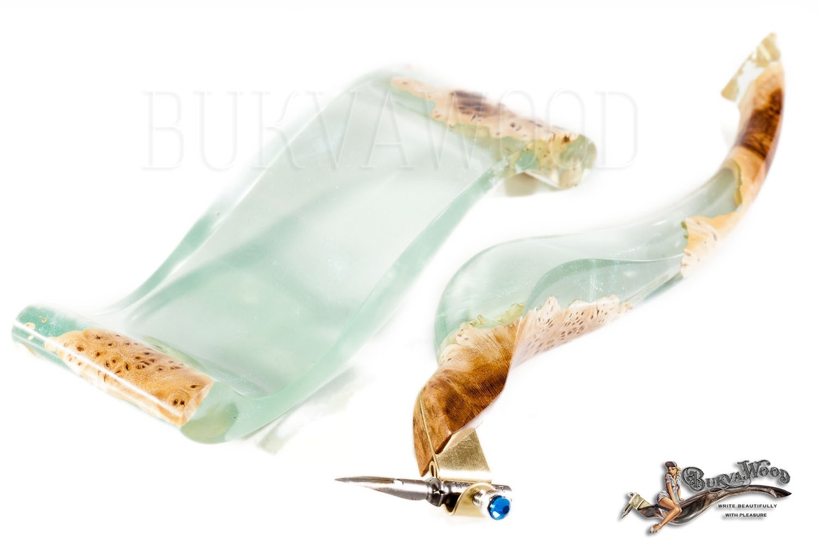 Obliquepenholder  "Morning in the Blue Lagoon"