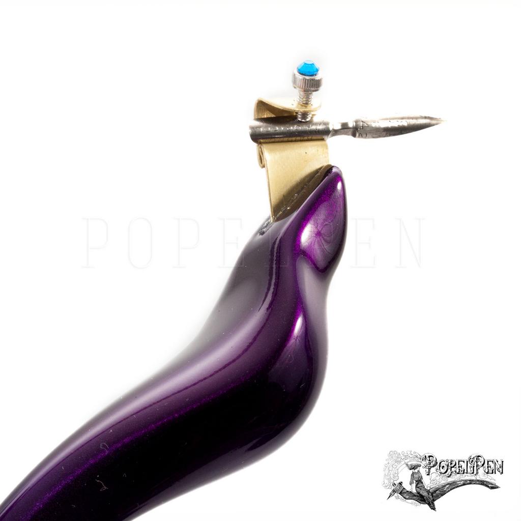 Эргономичный косой держатель пера CANDY  Черника