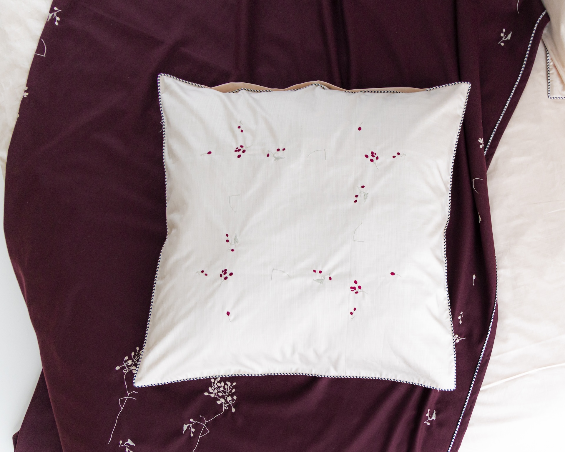 Наволочка большая Зимние ягоды