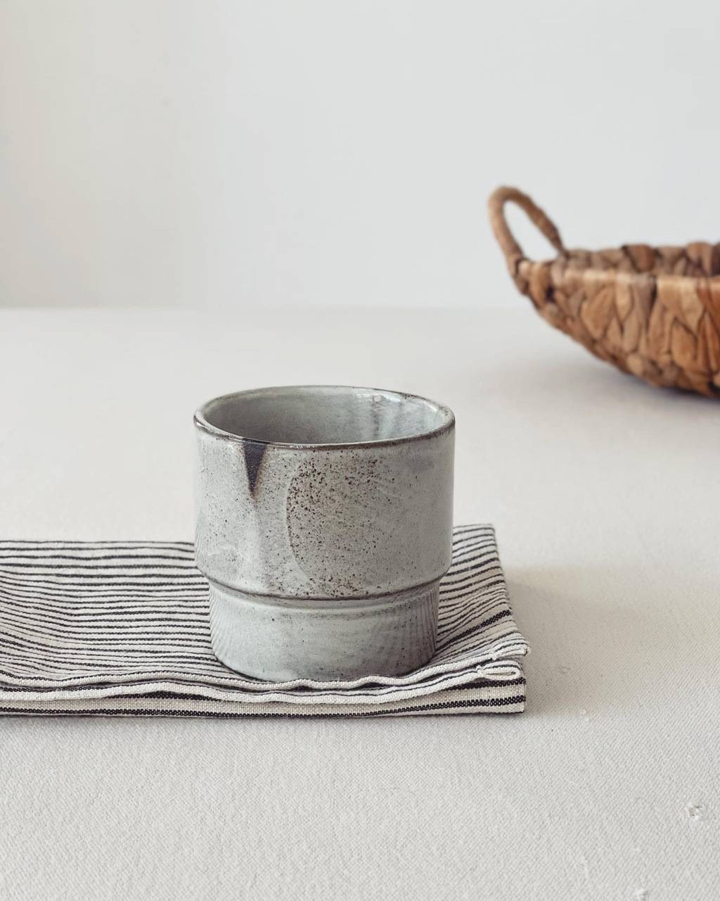 Grey coffee glass "Tetriflat"