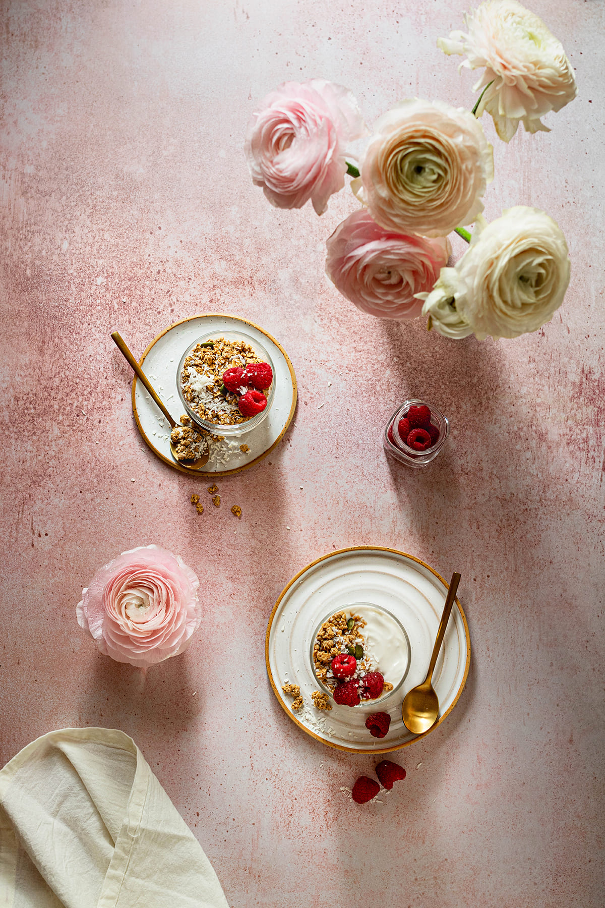 Rolled plastic backdrop "Yarra" P012