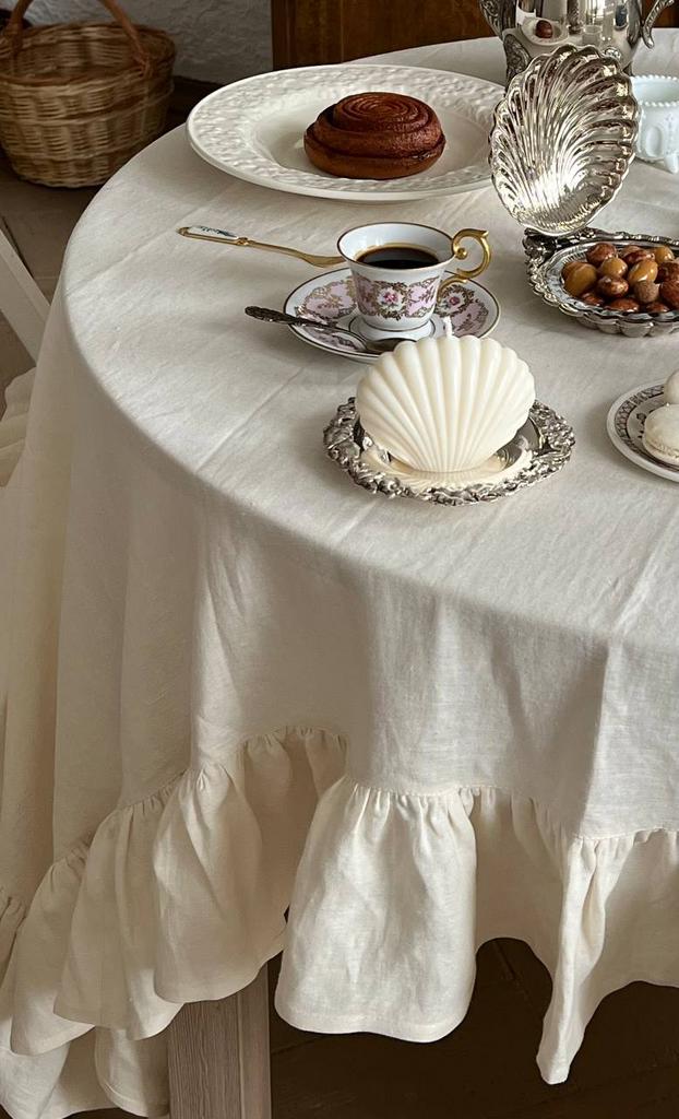 Скатерть с рюшами