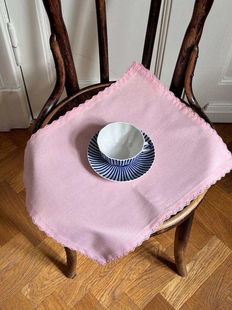 Плейсмат с ручной обвязкой "Ракушки", розовый