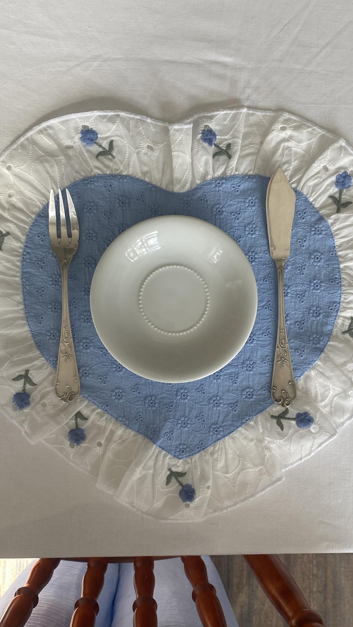 Плейсмат сердечки с рюшами, голубые