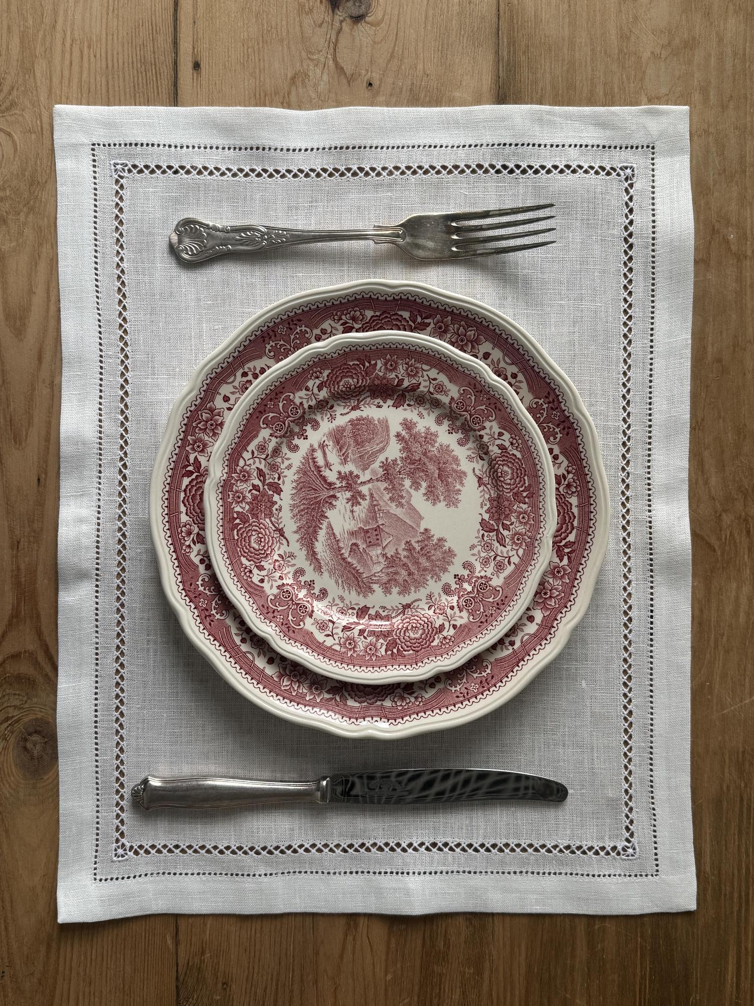 Плейсмат с двойной мережкой