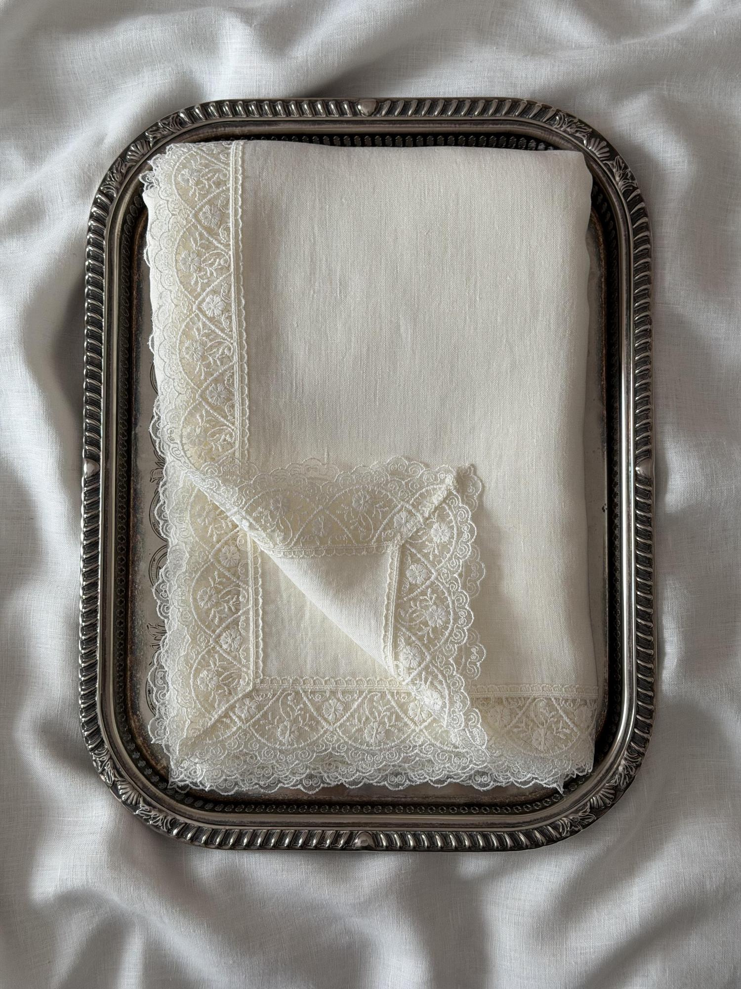 Скатерть "Невеста", молочная