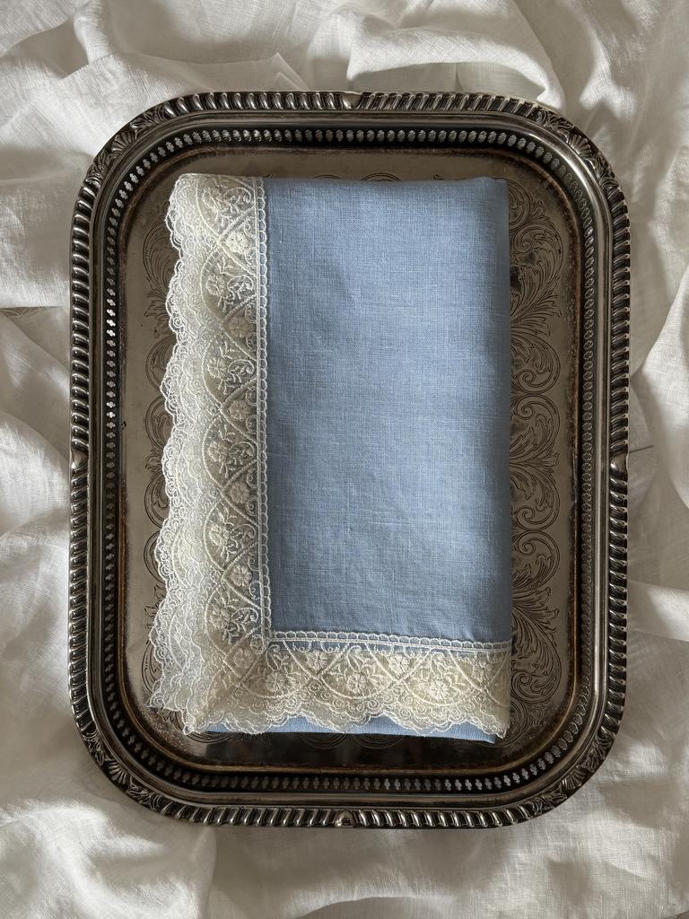 Скатерть "Невеста", голубая