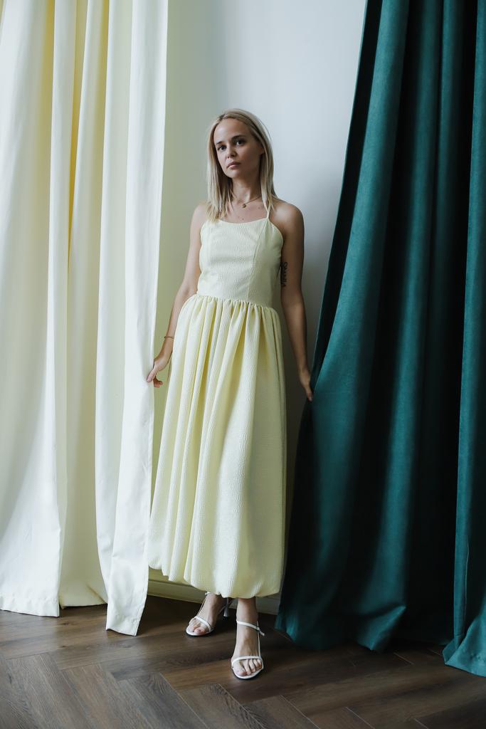 Лимонное платье Tulip из фактурного шёлка