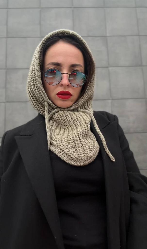 капор на кнопках