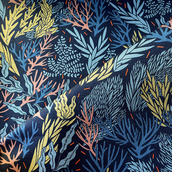 Интерьерная ткань Чаща (черный фон)