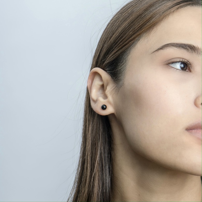 Серьги-пусеты "Basic" с черным ониксом, позолота