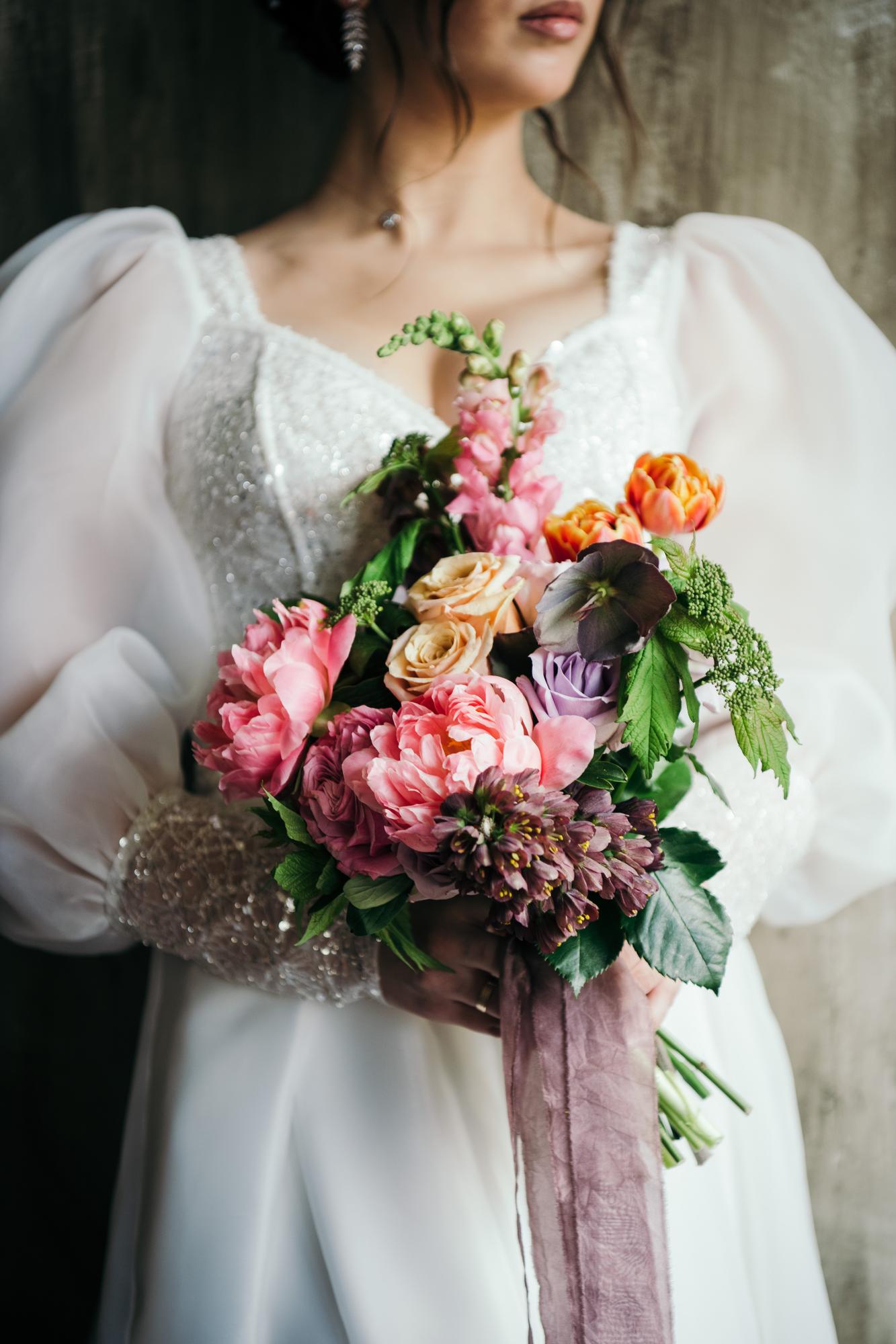 Авторский букет яркий