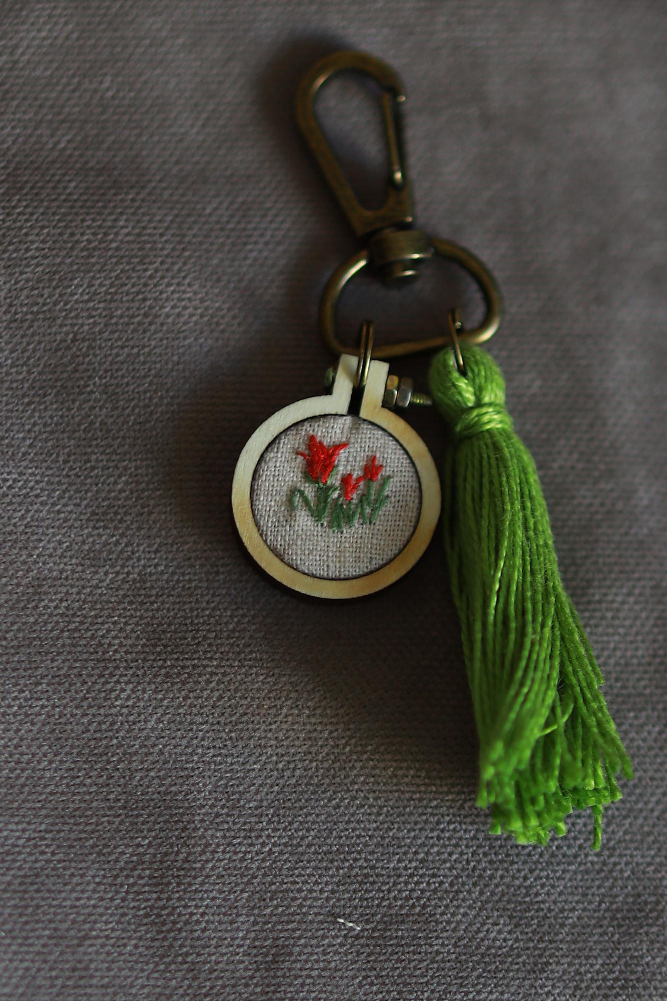Брелок с вышивкой