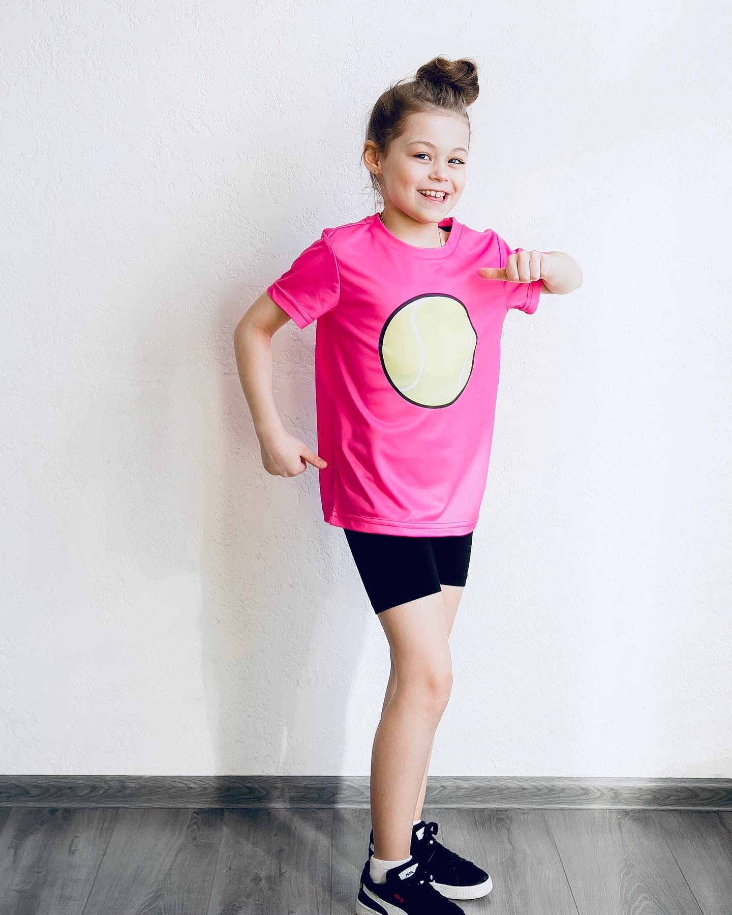 Футболка «Мяч» розовая