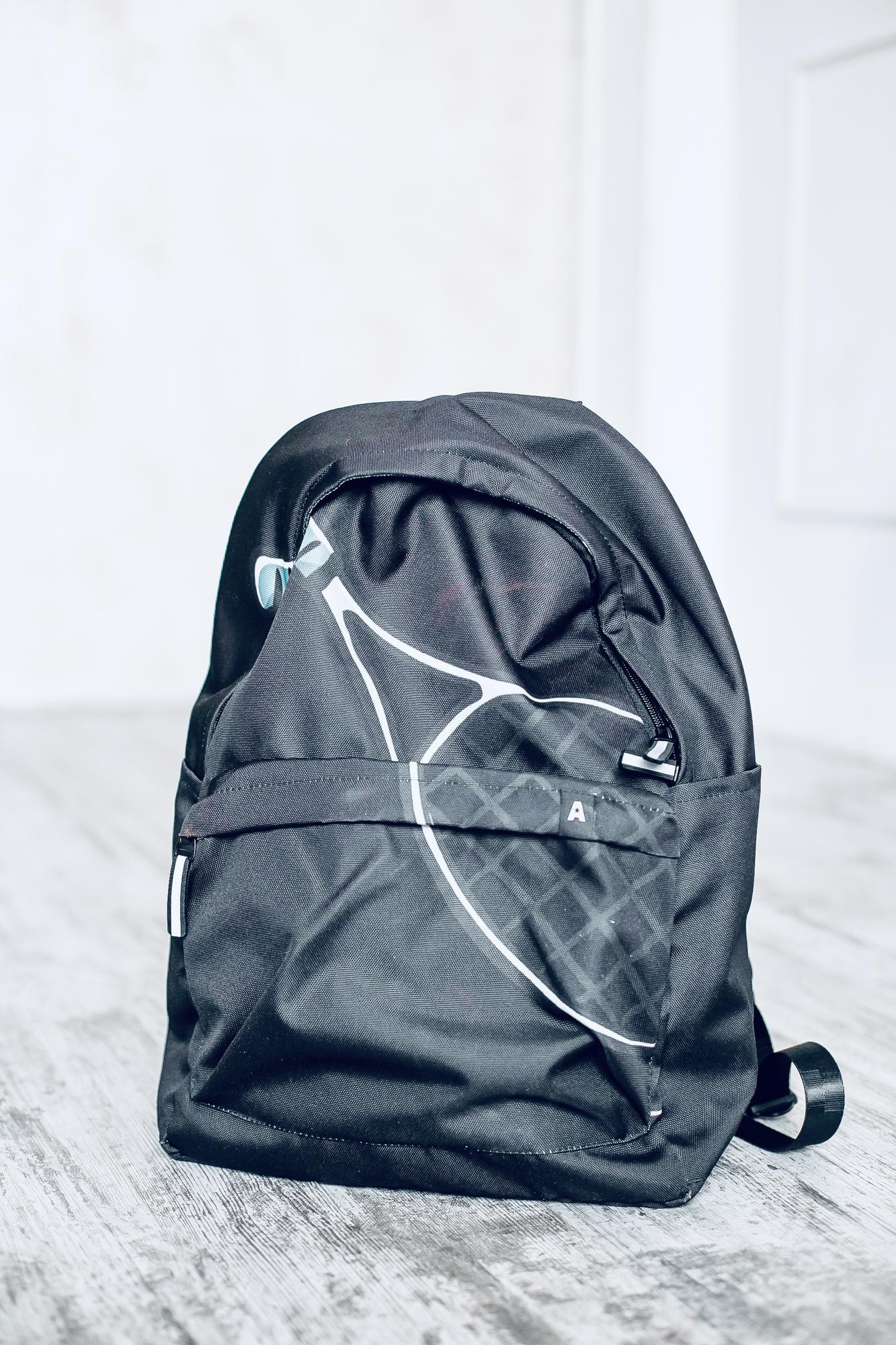 Рюкзак «ракетка» чёрный