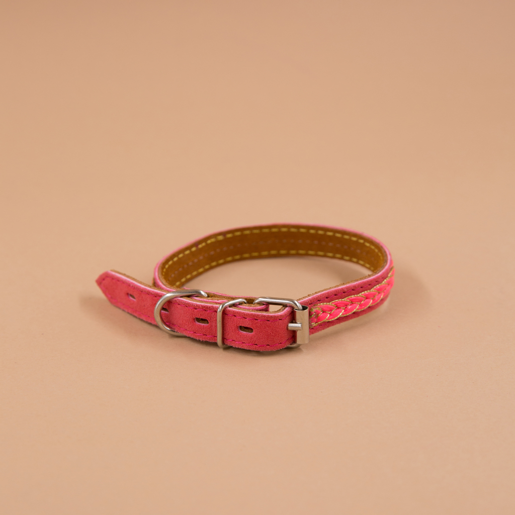 Ошейник из нубука Розовый с косичкой