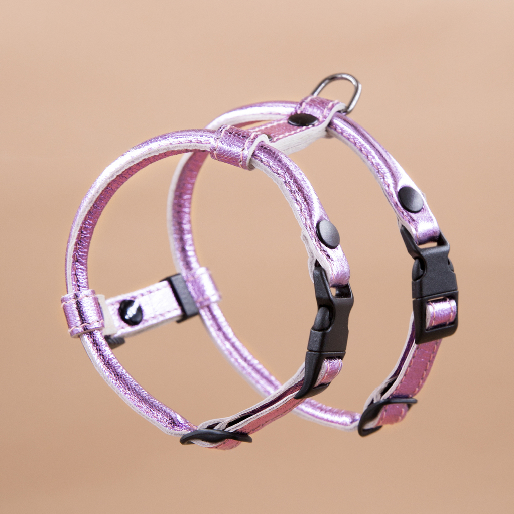 Кожаная шлейка круглого сечения для Шпица (померанского и немецкого) Розовый софит