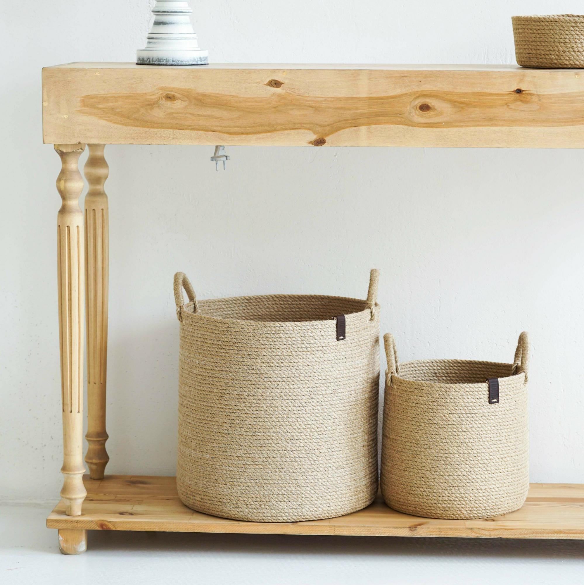 Корзины с плетеными ручками