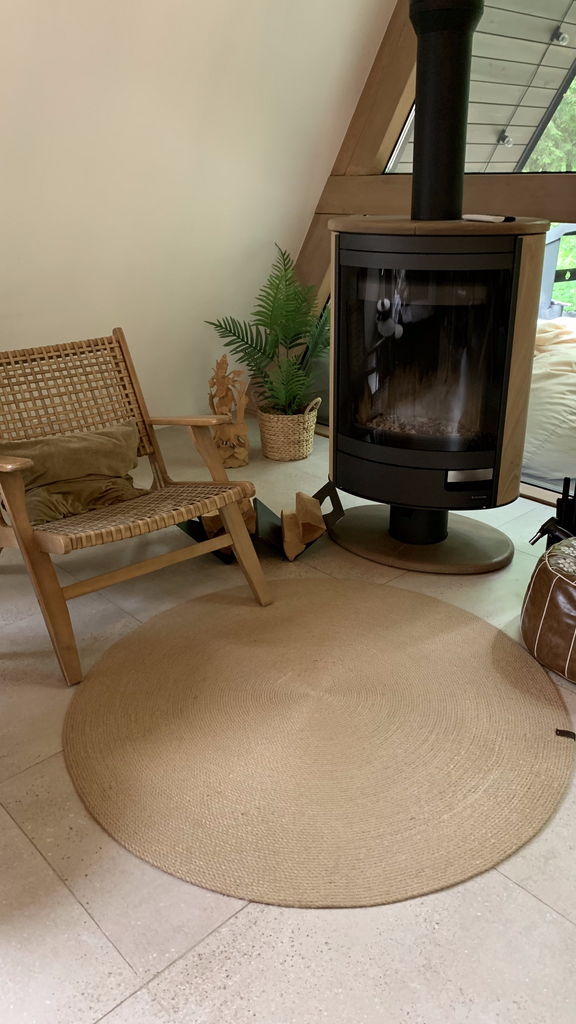 Круглый плетеный ковер большой