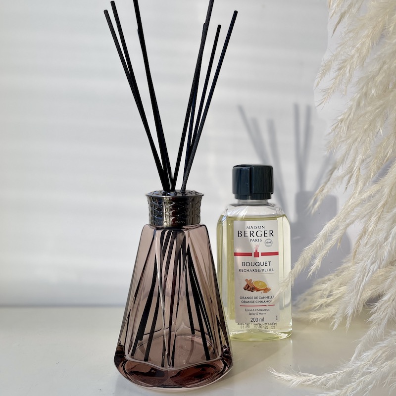 Аромадиффузор Берже Пирамида дымчатый и аромат Апельсин с корицей 200мл