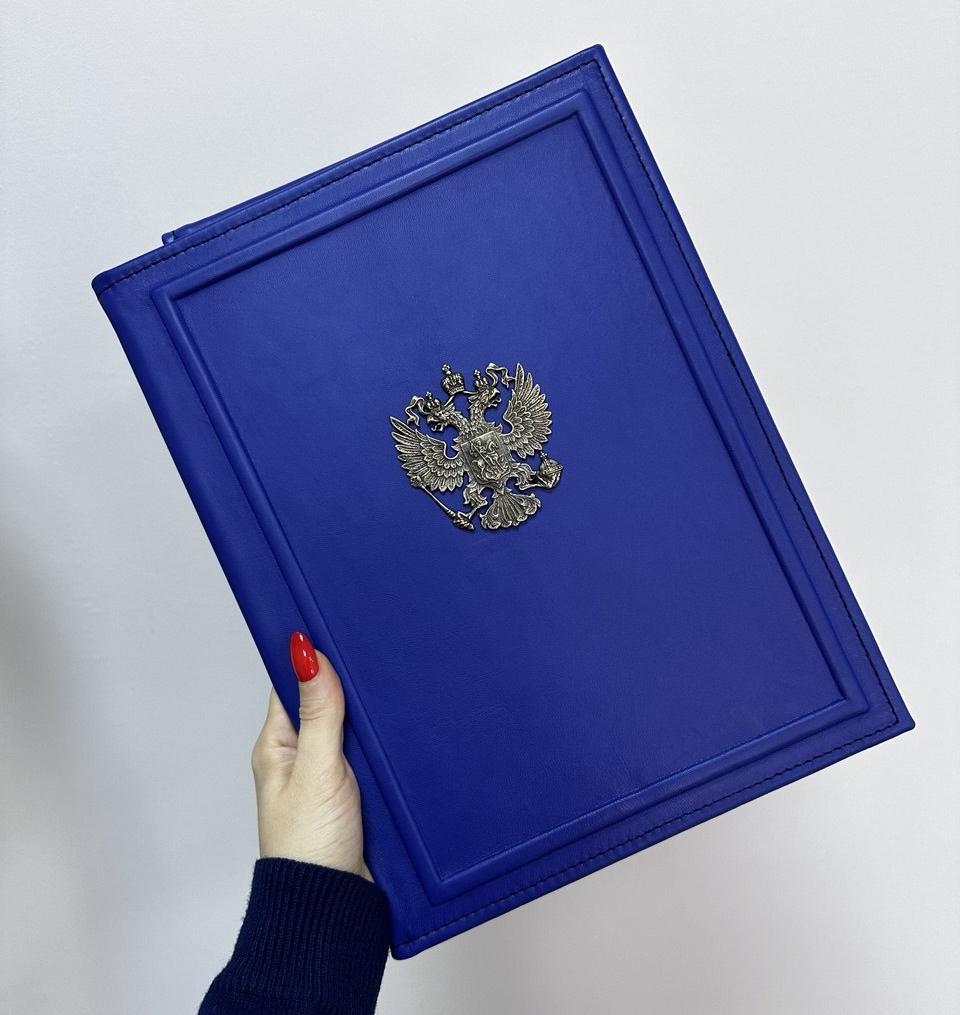 Папка в коже на подпись для руководителя, синяя