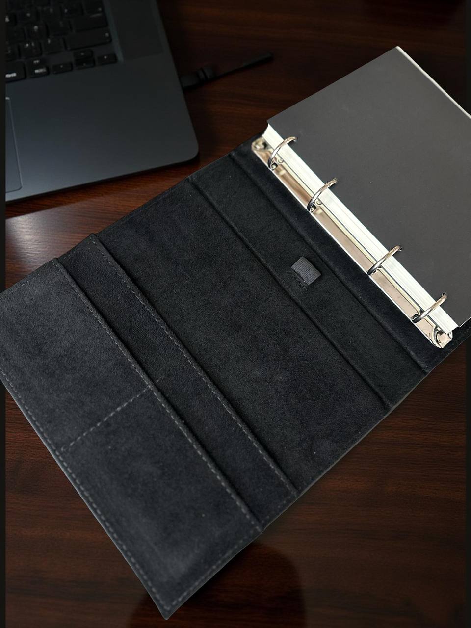 Именной ежедневник модель Империал, А5. Сменный блок на кольцах