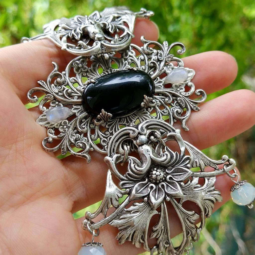 Браслет "Джозефина" Черный Оникс, Лунный камень (Адуляр)