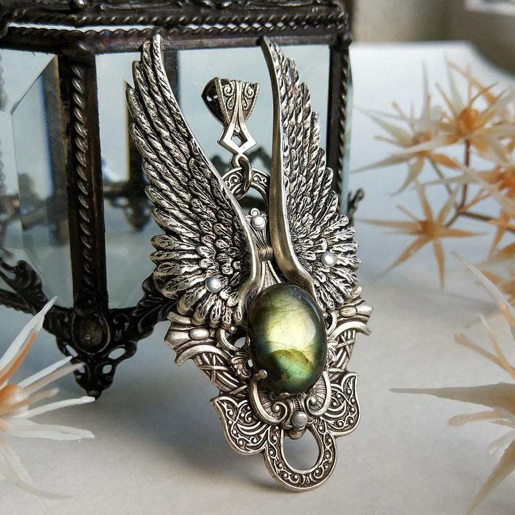 Кулон "Ангел" Лабрадорит (Лабрадор, Спектролит)