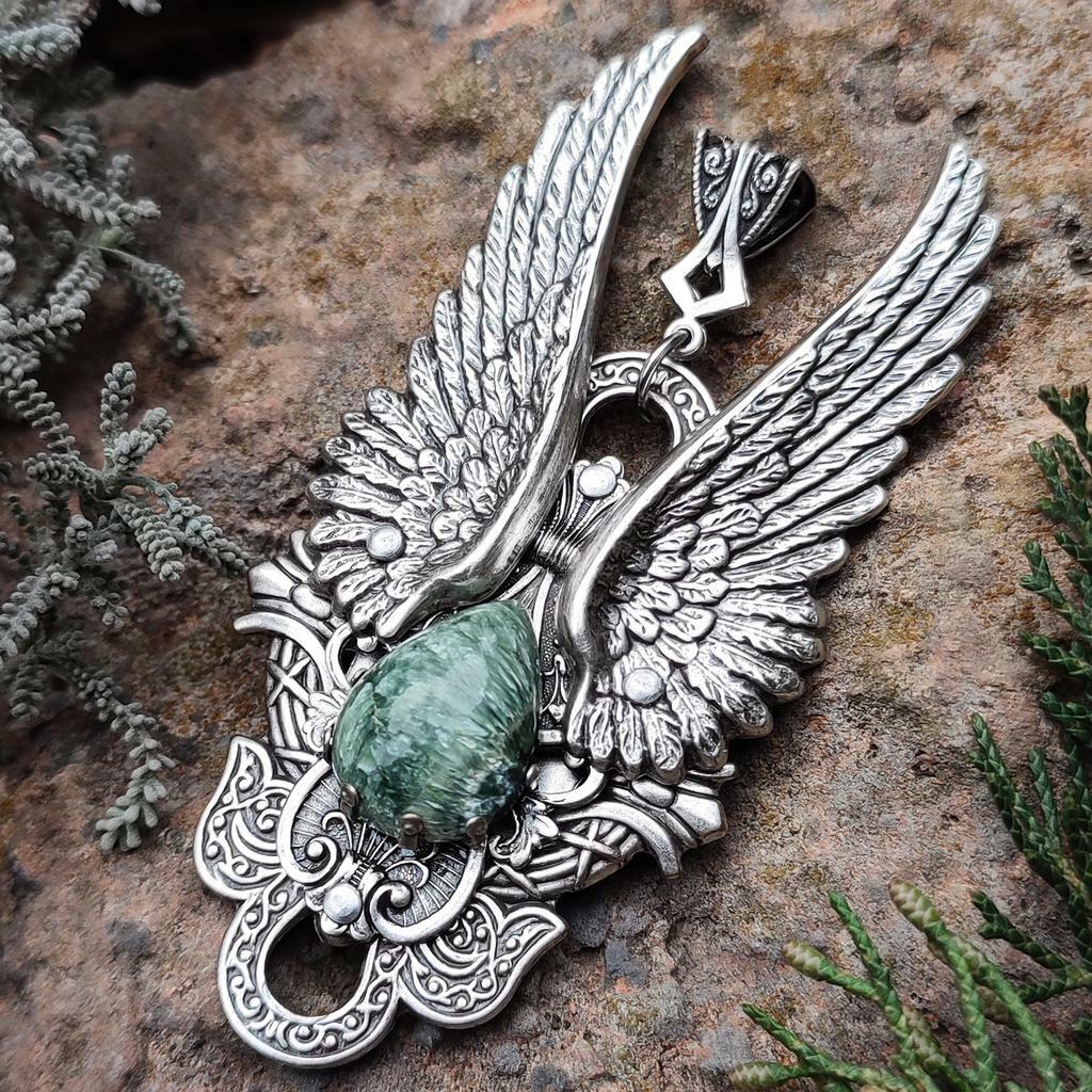 Кулон "Ангел" Серафинит (Клинохлор)