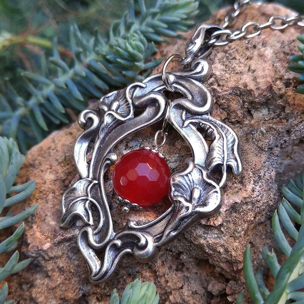 Кулон "Немезида" Рубин