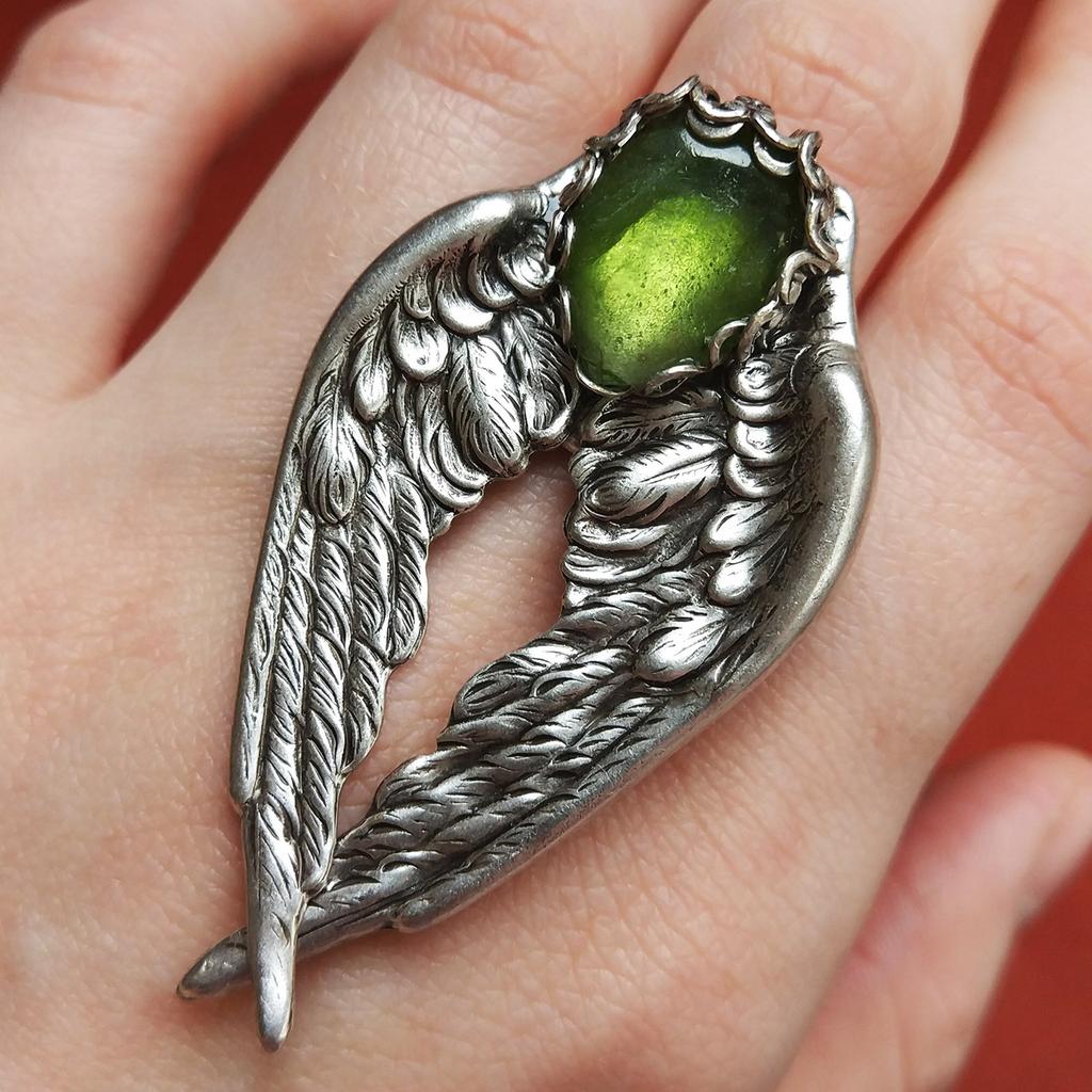 Кольцо "Сердце ангела" Хризолит