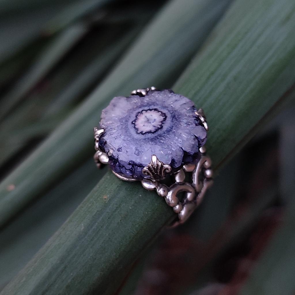 Кольцо Деа с кварцем от Shard Noir