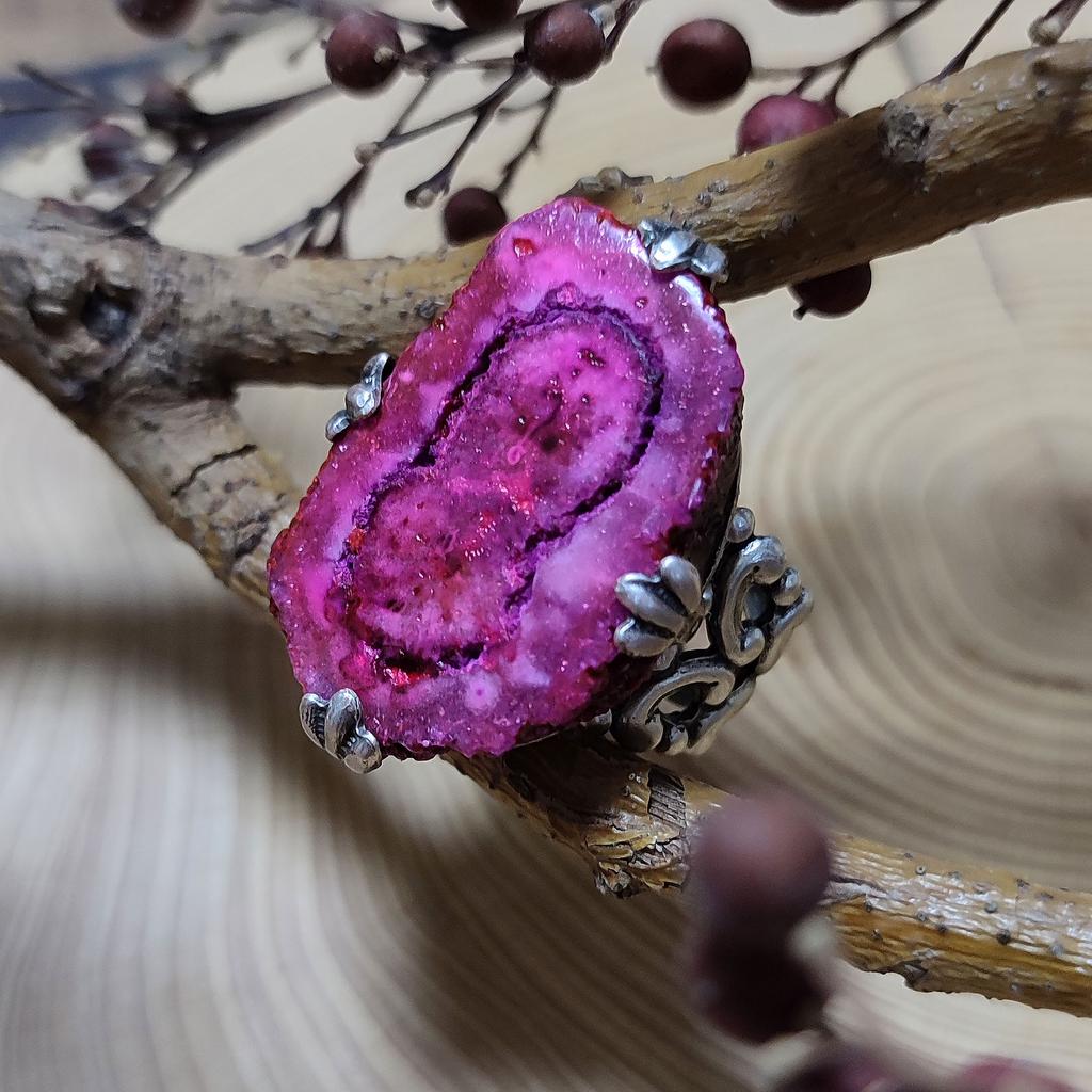 Кольцо Деа с кварцем от Shard Noir