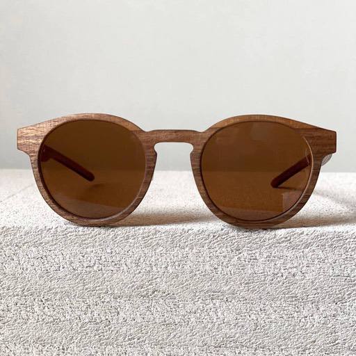 Деревянные солнцезащитные очки
