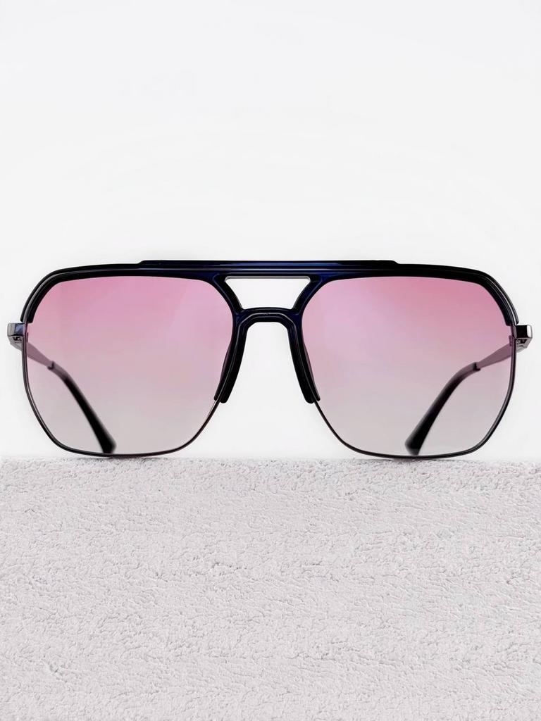 Очки с розовыми стеклами