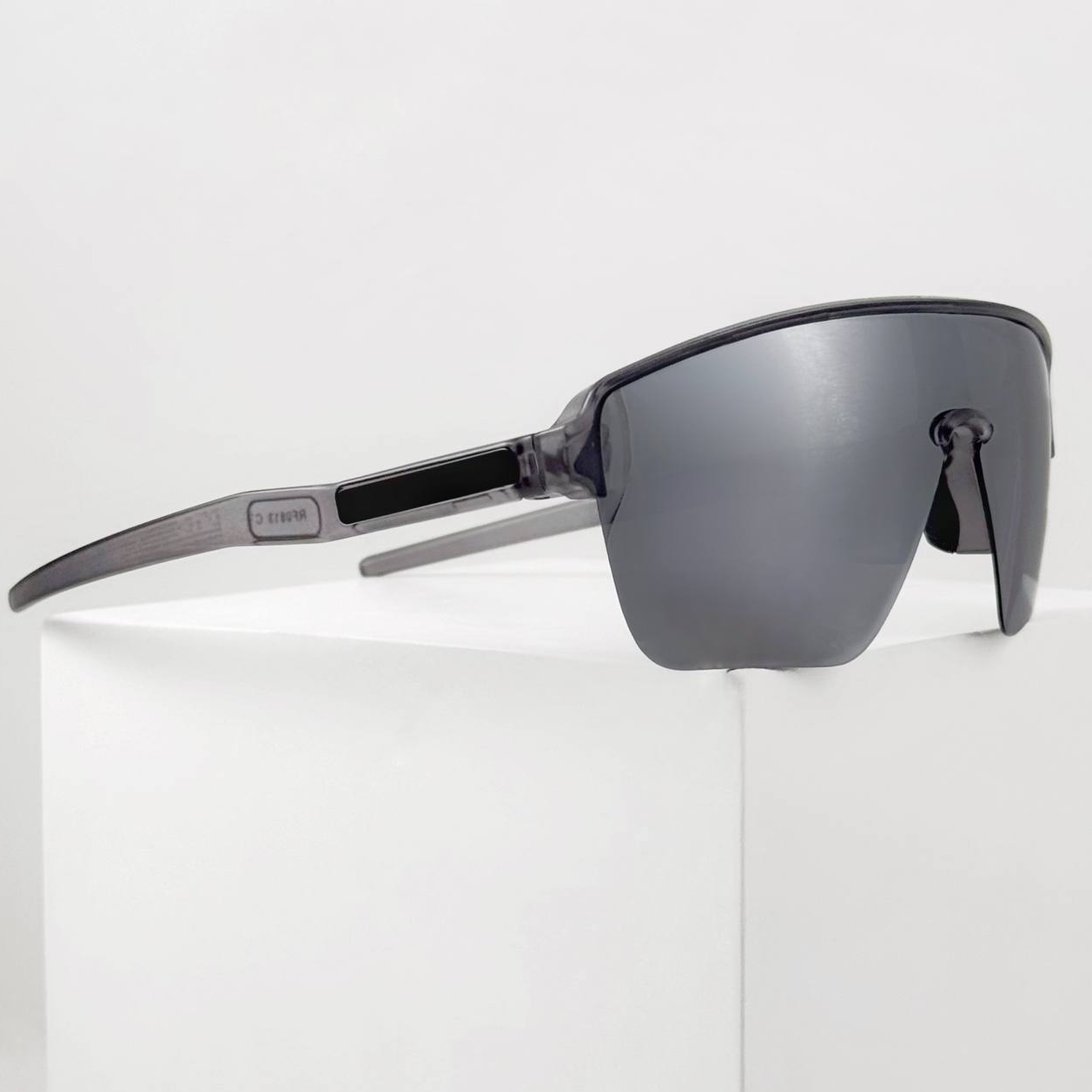 Спортивные очки