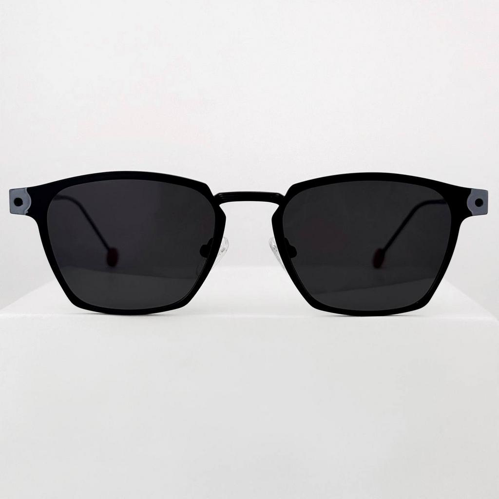 Оригинальные солнцезащитные очки