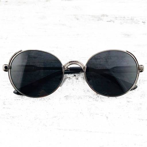 Овальные очки солнцезащитные