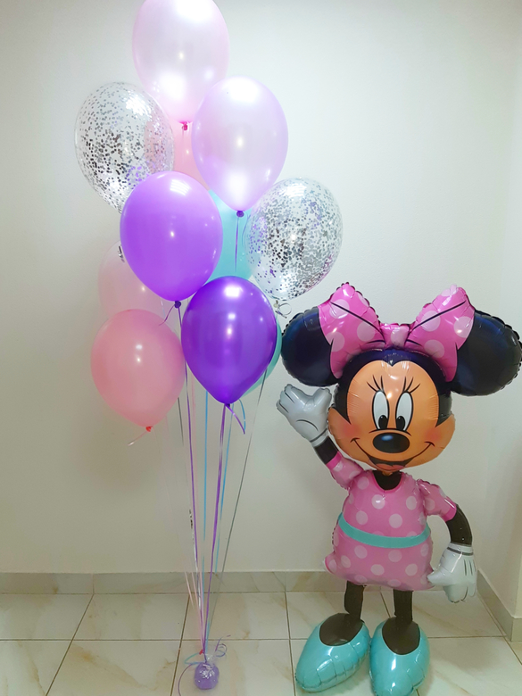 Минни Маус и букет из 11 шаров