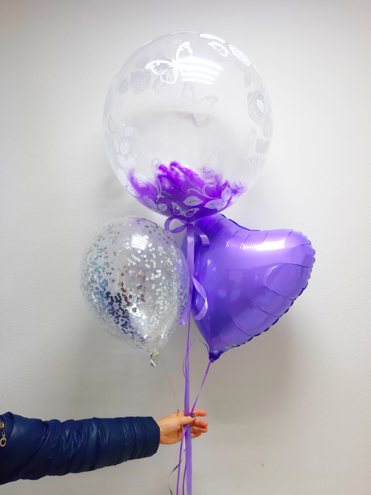 Шар с перьями и 2 шара