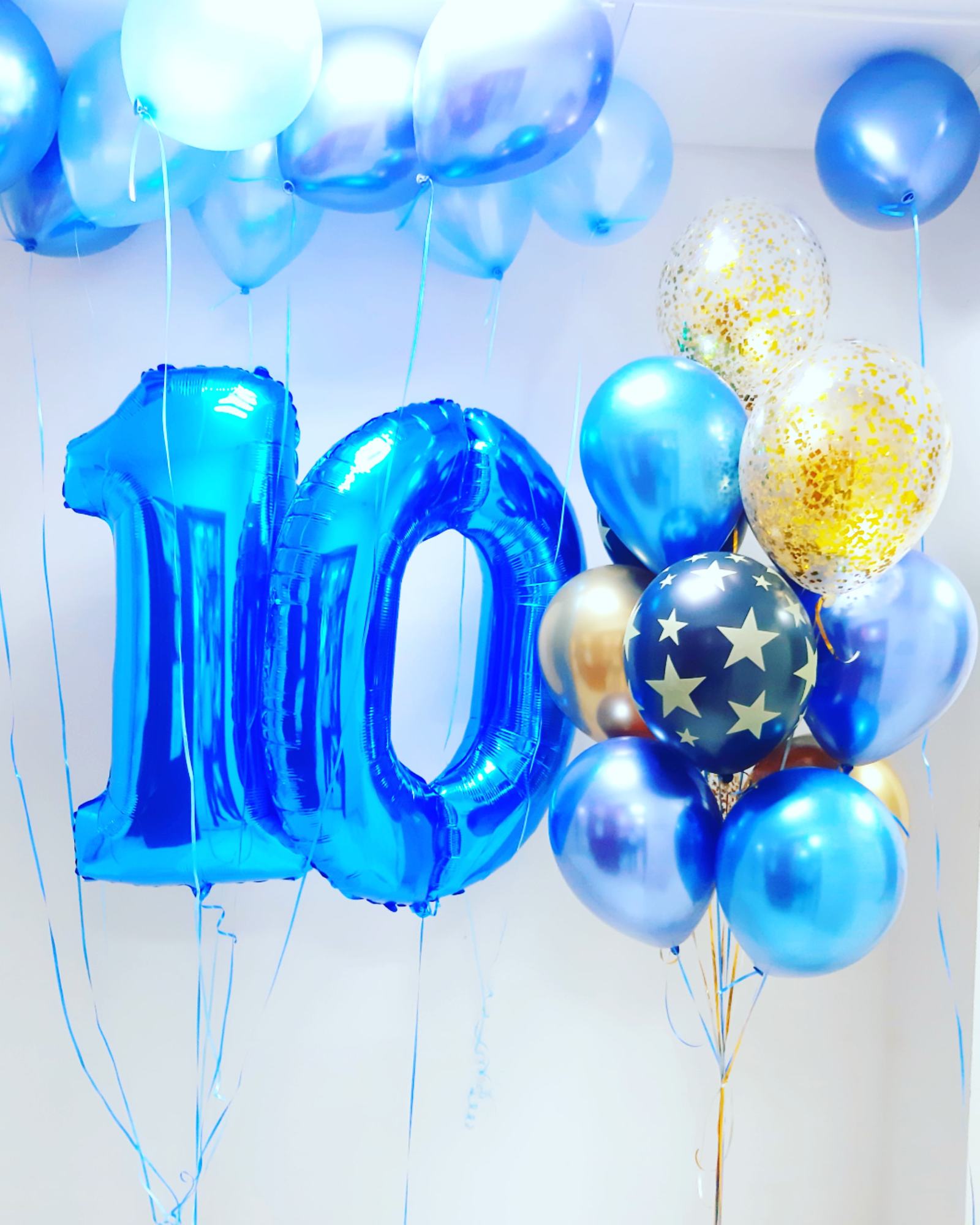 Композиция в синих оттенках