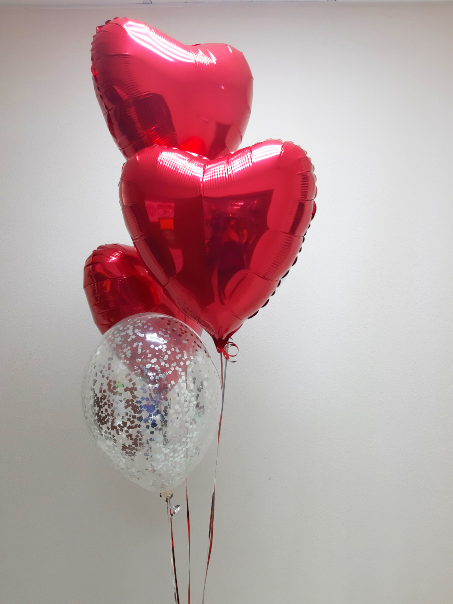 Сердца букет с шарами конфетти