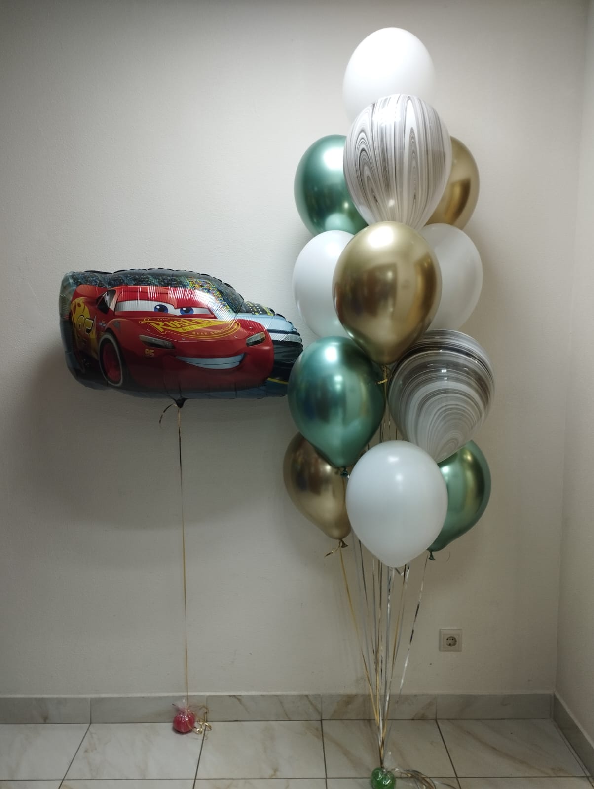 Шар машинка и хром шары букет