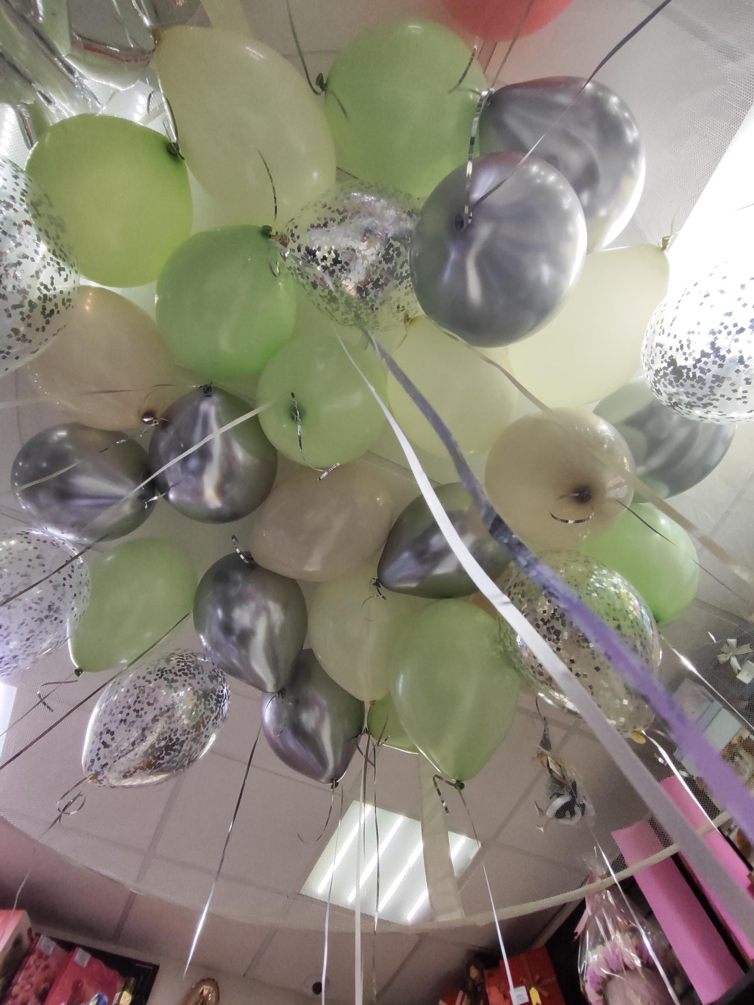 30 шаров под потолок