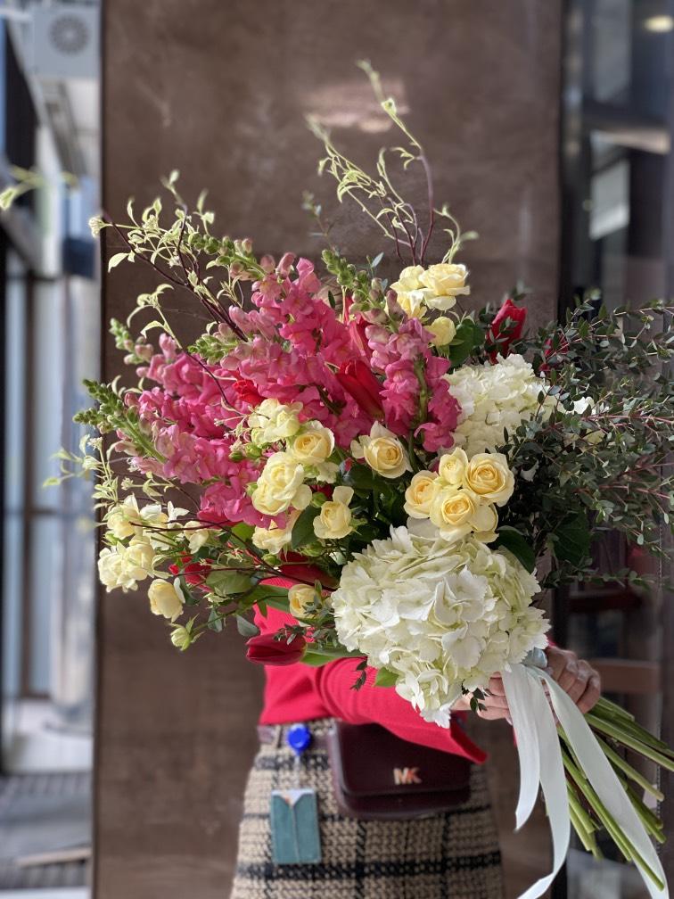 Букет раскидистый с Антиринумом №091