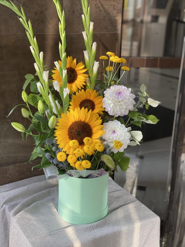 Вытянутая композиция №104