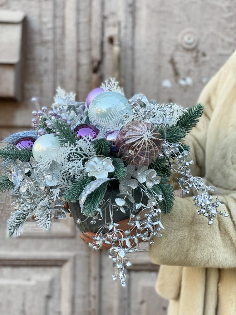 Снежное чудо в голубом-серебряном (иск) №312